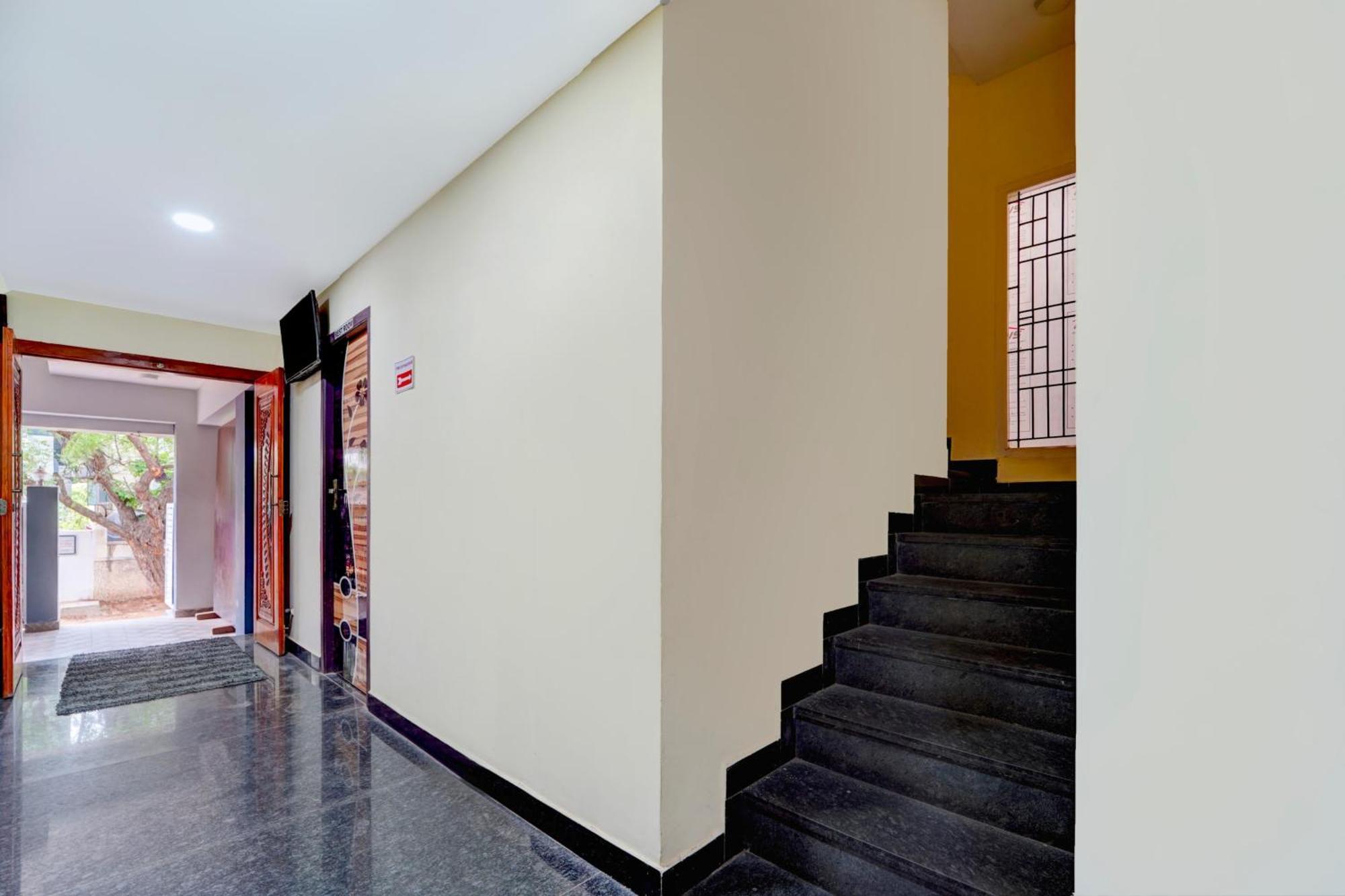 Super Hotel O Madurai Near Bus Stand Tallakulam Exterior photo