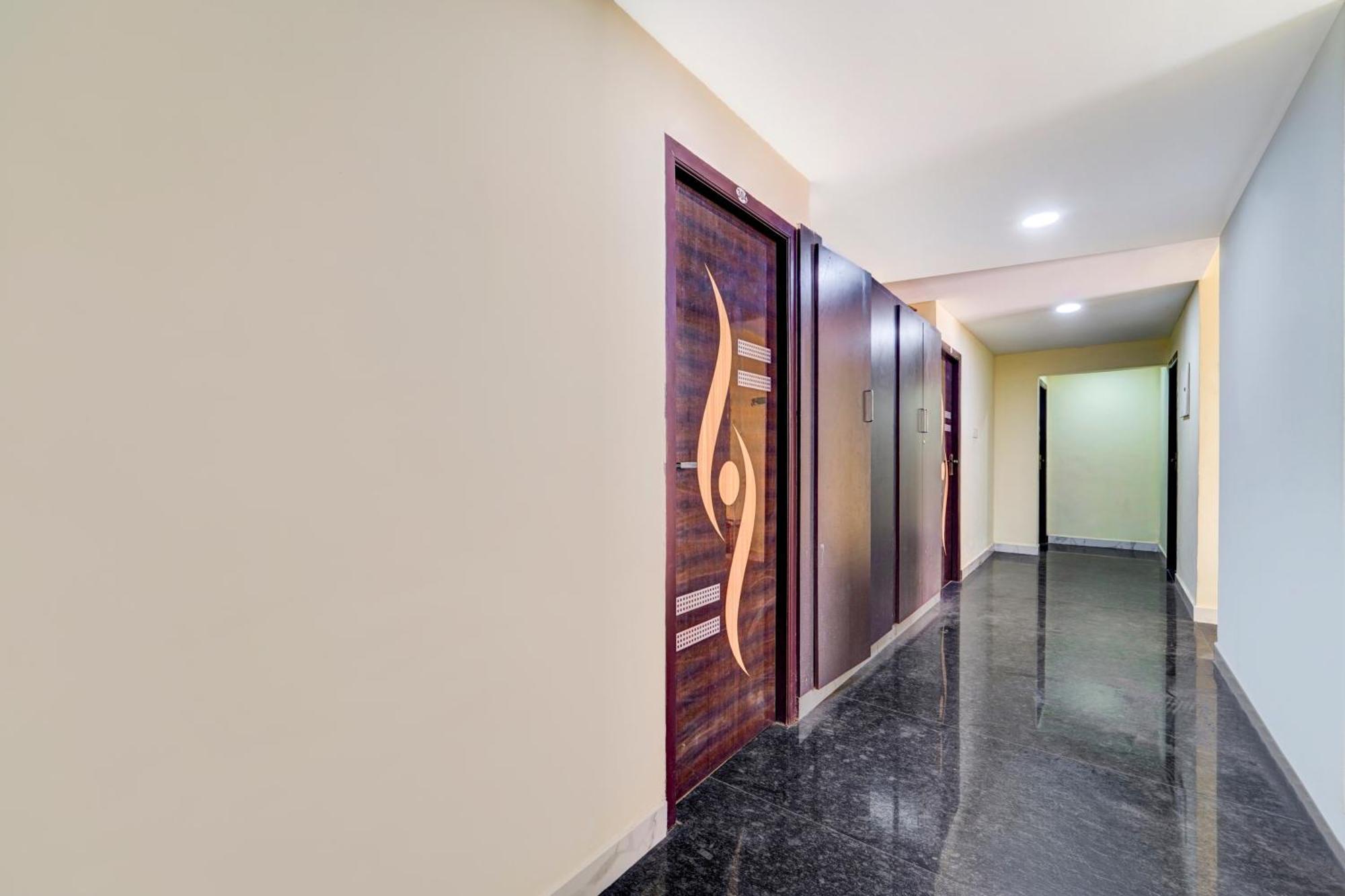 Super Hotel O Madurai Near Bus Stand Tallakulam Exterior photo