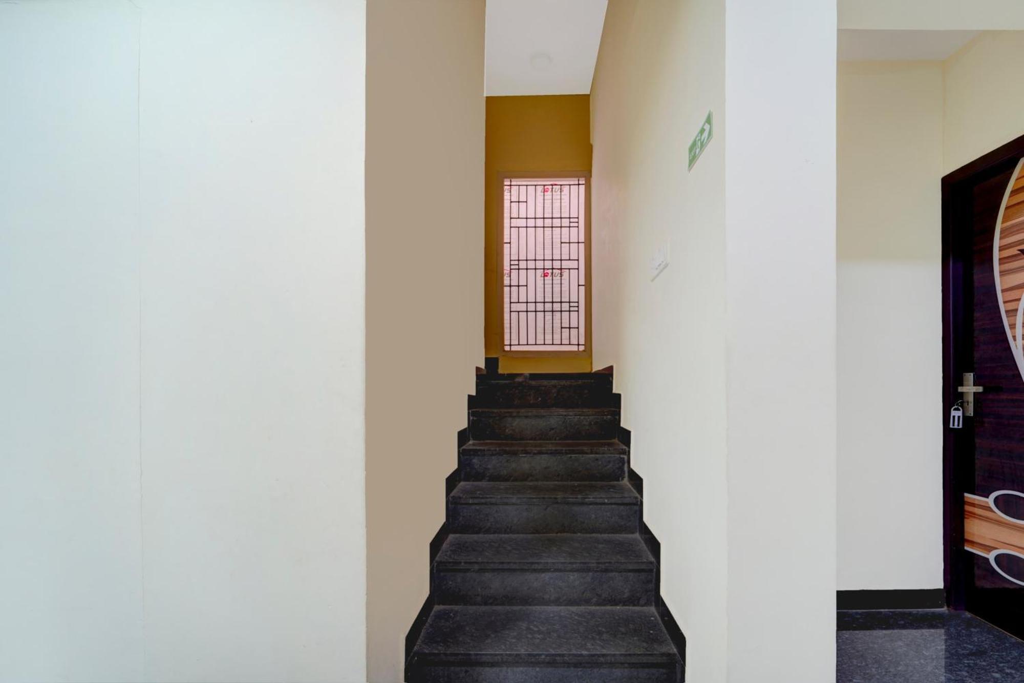 Super Hotel O Madurai Near Bus Stand Tallakulam Exterior photo
